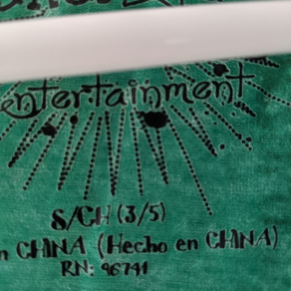 Tops - Picture 4 of 4